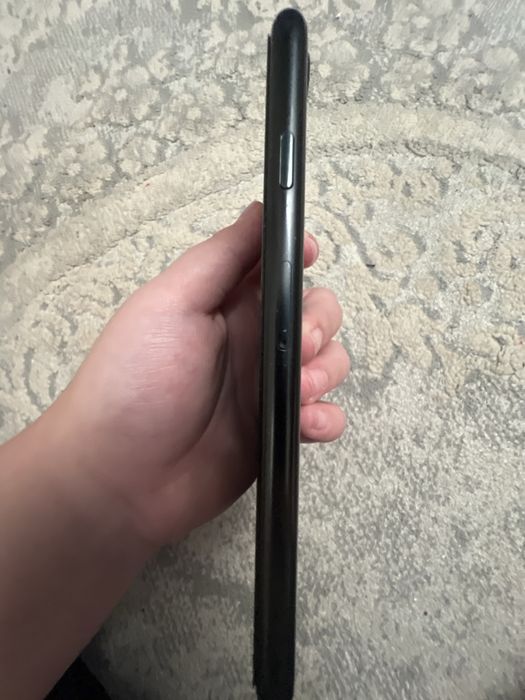 IPhone Se2 98% 128 tali