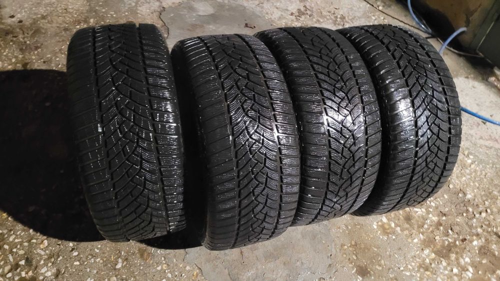 4 br. Зимни гуми Goodyear Ultra Grip -  255 х 40 х 19 – 100 V