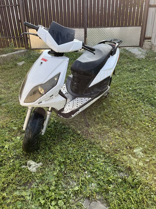 ride ome 50- scuter ideal pentru camp