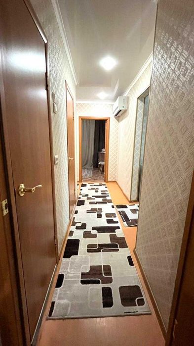 Продам четырехкомнатную квартиру
