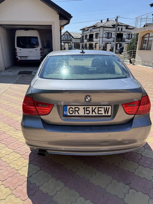 BMW ,seria 3, gri