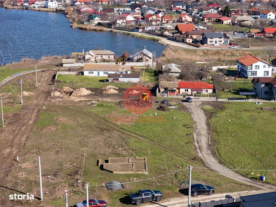 Teren Intravilan 2380 mp Langa Lac, Corbu