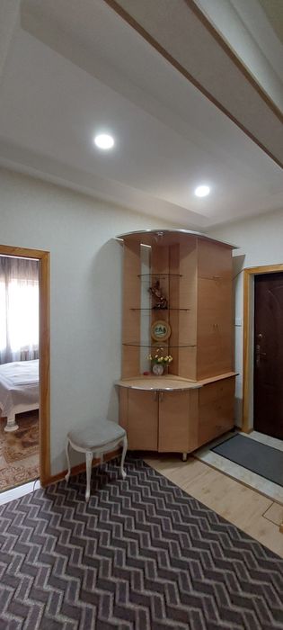 Аренда (на 3-4 месяца). 2 ком. квартира, 2/2/5 в Сергели 2.