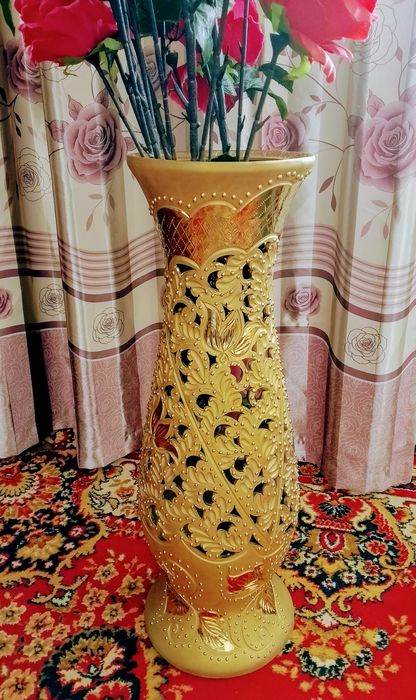 Ваза интерьерная