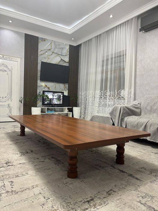 стол большой для дома