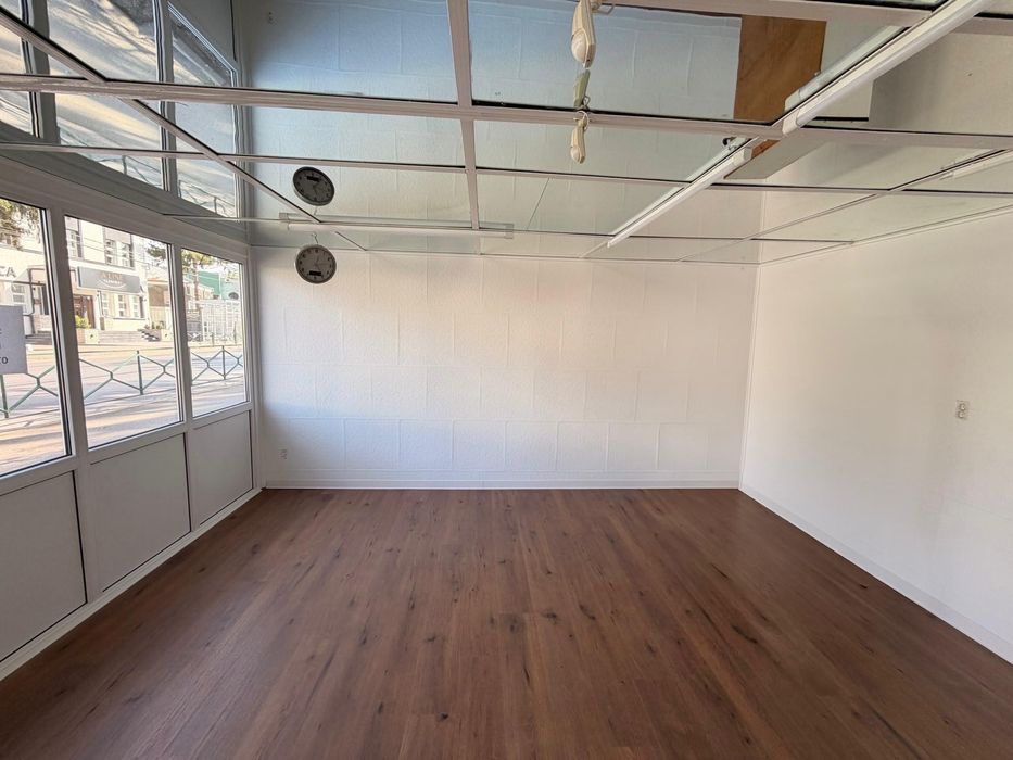 Spatiu comercial de inchiriat Buftea, DN1A | 23 MP | 1.000 € NEGOCIABIL