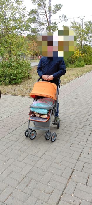 Продам коляски детские б.у.
