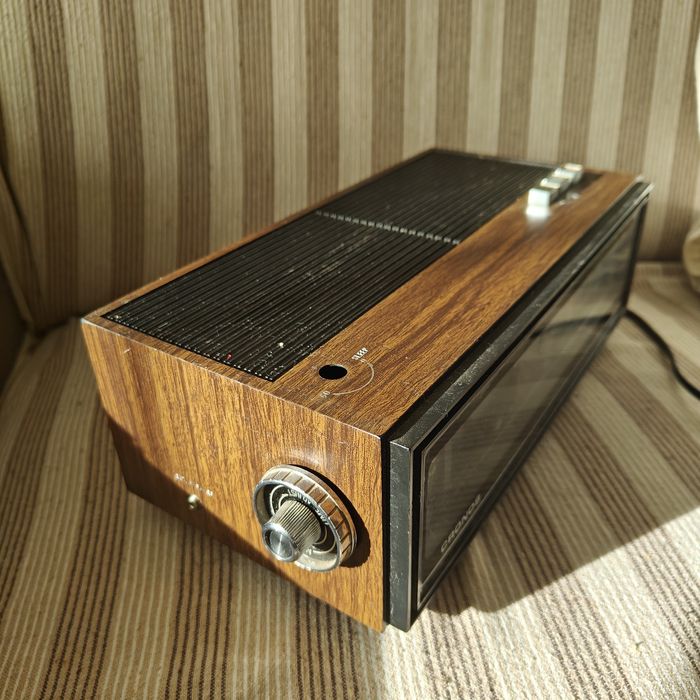 Radio Cronos cu ceas