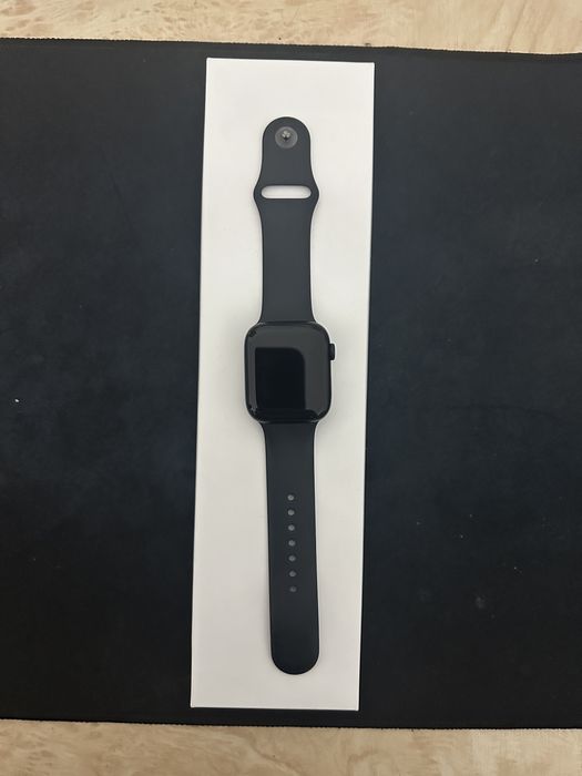 Apple watch series 8 45mm