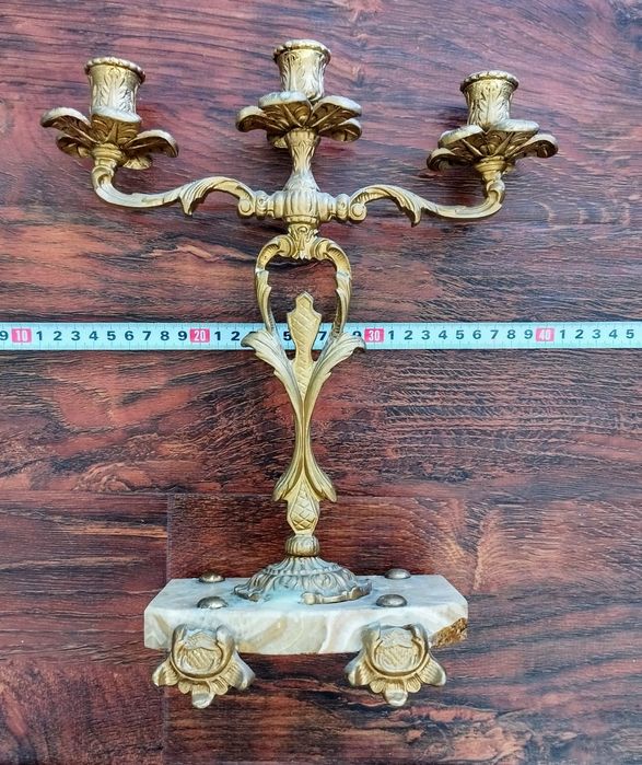 Sfesnic din bronz marmura pentru lumanari