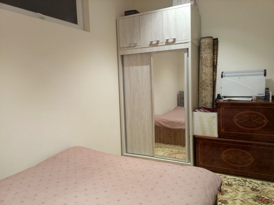 Toshmi postidan 5km kirganda hovli sotiladi