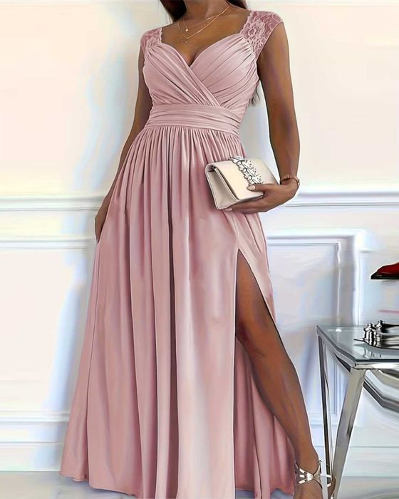 Официална рокля размер М