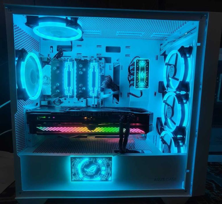 Геймърски компютър Ryzen 5700x, ASUS ROG Strix RTX3070, 32gb ddr4, 1tb nvme