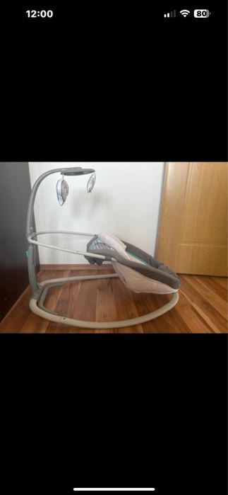 Balansoar bebe cu sunete si vibratii