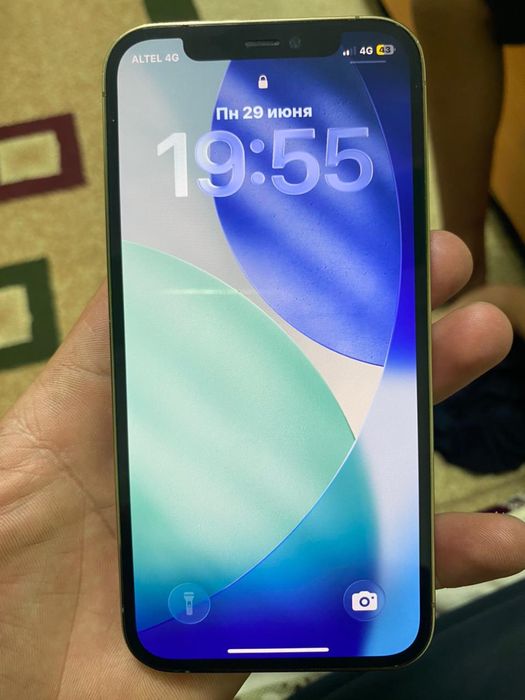 Продам айфон 12про идиял