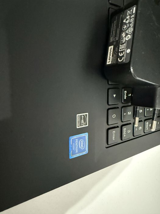 Vand Laptop Lenovo