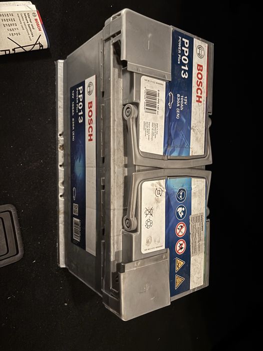 Акумолатор Bosch 100Ah