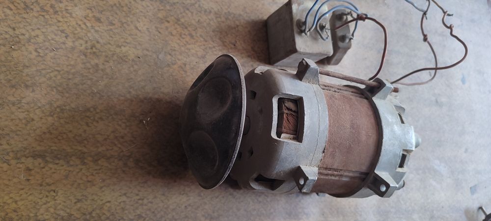 Двигатель от стиральной машинки