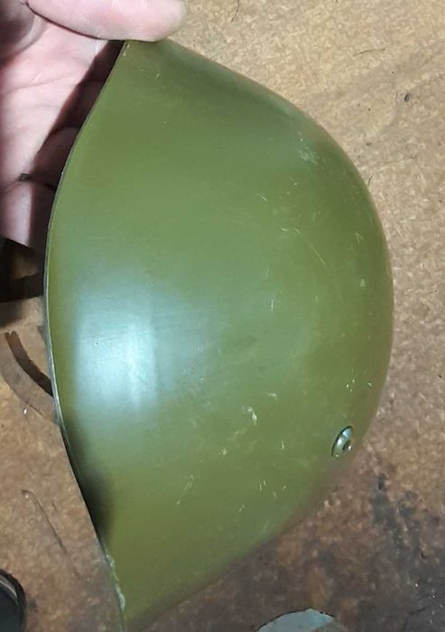 Стара войнишка каска