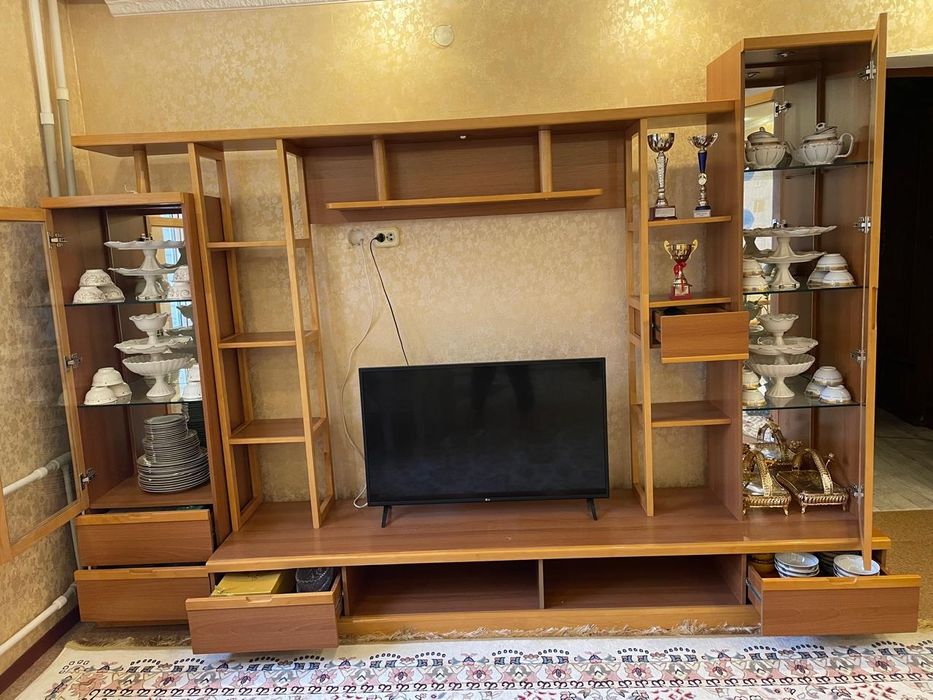 Срочно продам мебель для гостиной