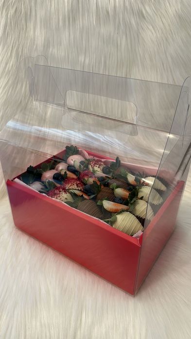 Клубника в шоколаде. Астана