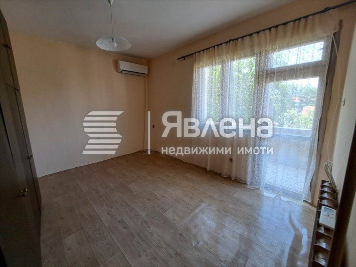 Дава се под наем Етаж от къща в Ямбол, Боровец - 80 кв.м за 255 € - Снимка #7