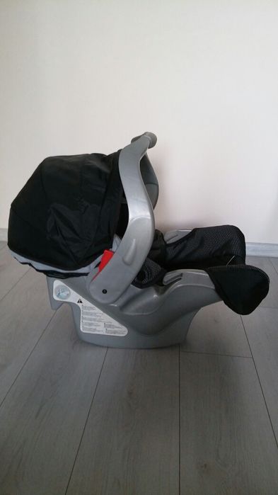 Зимен кош+столче за кола