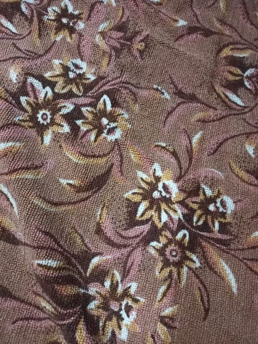 Продам палас. Размер 1.60×2.20.