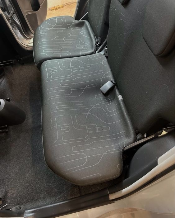 Пране и изсушаване на коли , пастиране и полиране на фарове