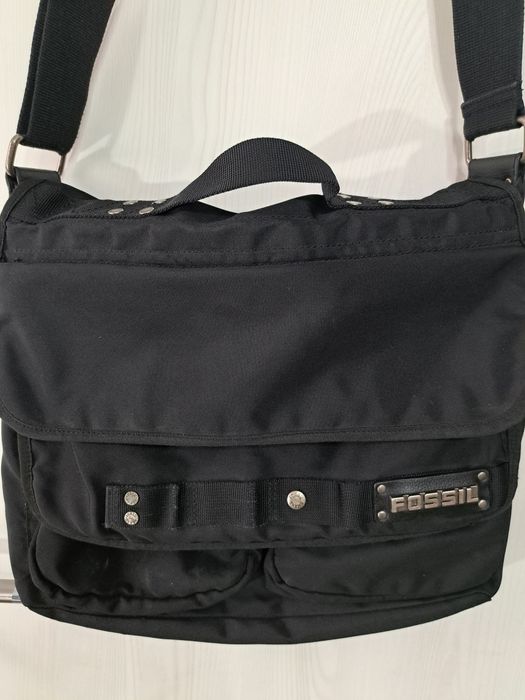 Geanta  barbateasca Fossil