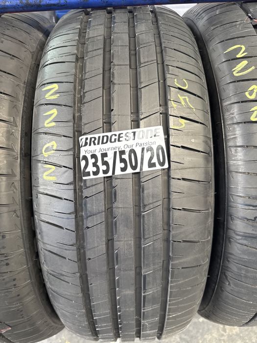 235/50/20 Bridgestone
