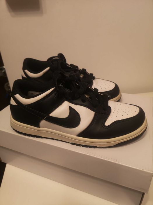 Vând Nike Panda 35