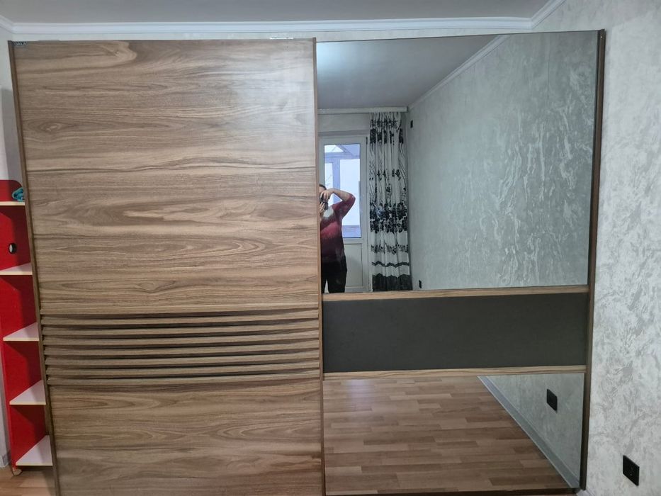 Шкаф купе в отличном состоянии