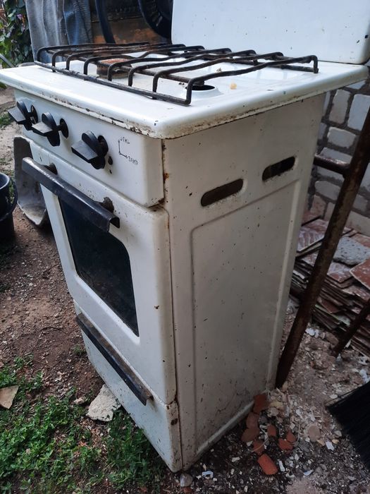 Газовая плита б/у.
