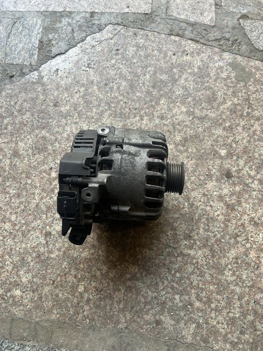 Alternator peugeot 3008