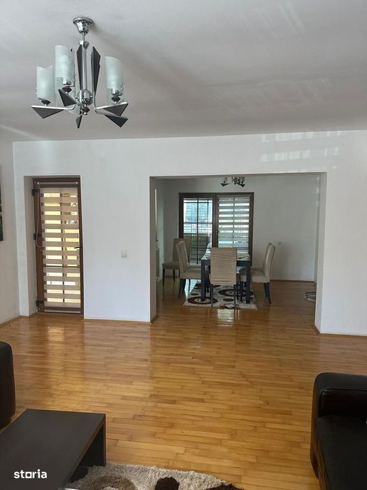 Vilă, P+E+M, Str. Sofia, Oraș Otopeni