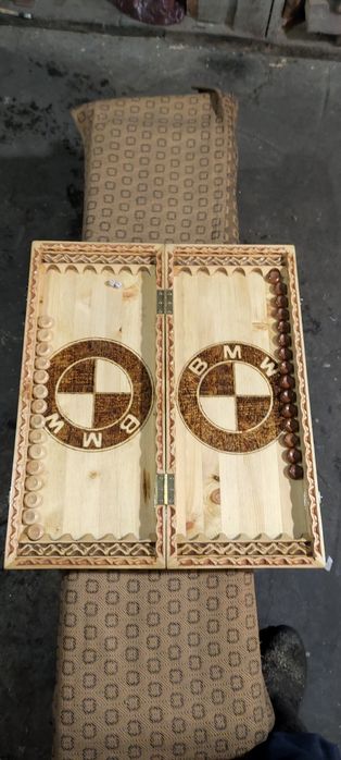 Продам резные нарды BMW