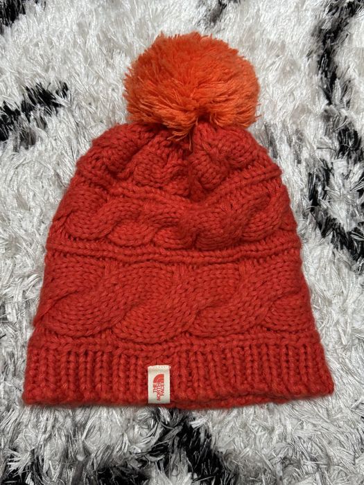 Дамска зимна шапка THE NORTH FACE