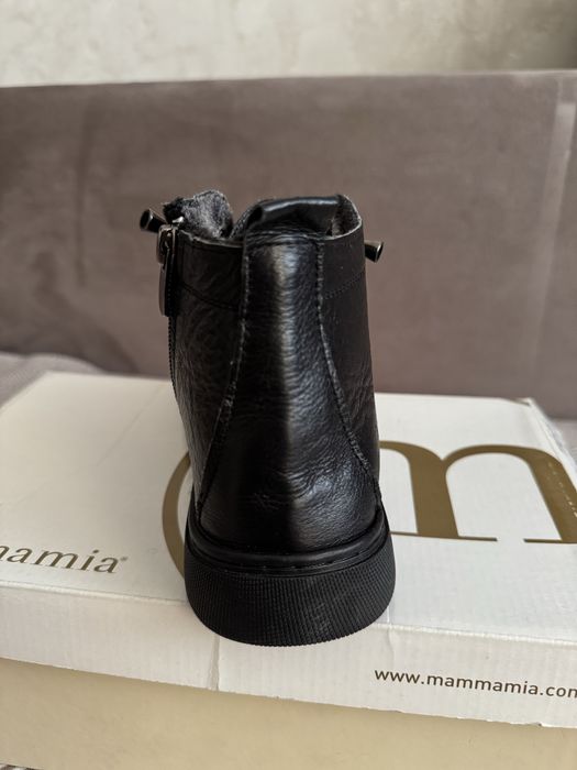 Женские весенние ботинки