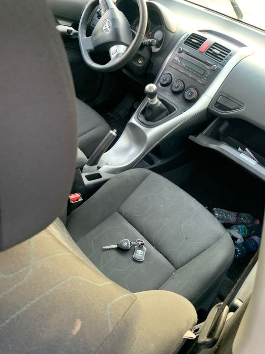 Toyota Auris 1.4d4d 90кс 6 скорости