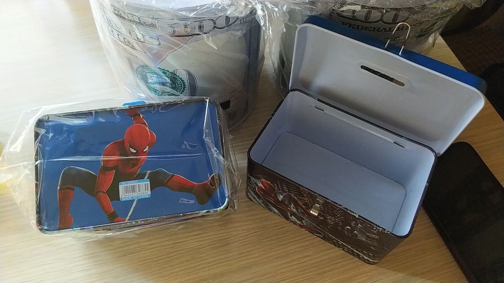 Копилки для монет и купюр. Новые