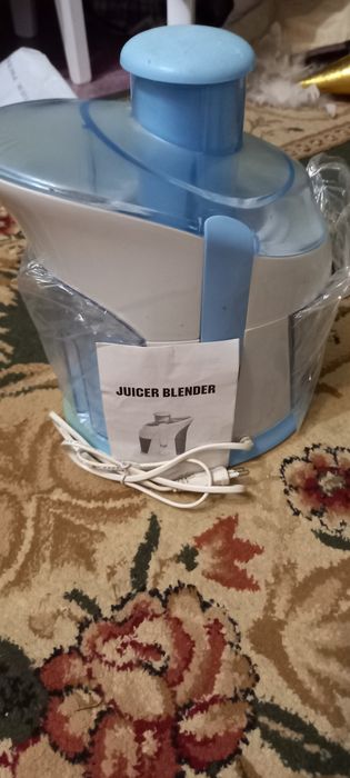 Сока выжималка новая