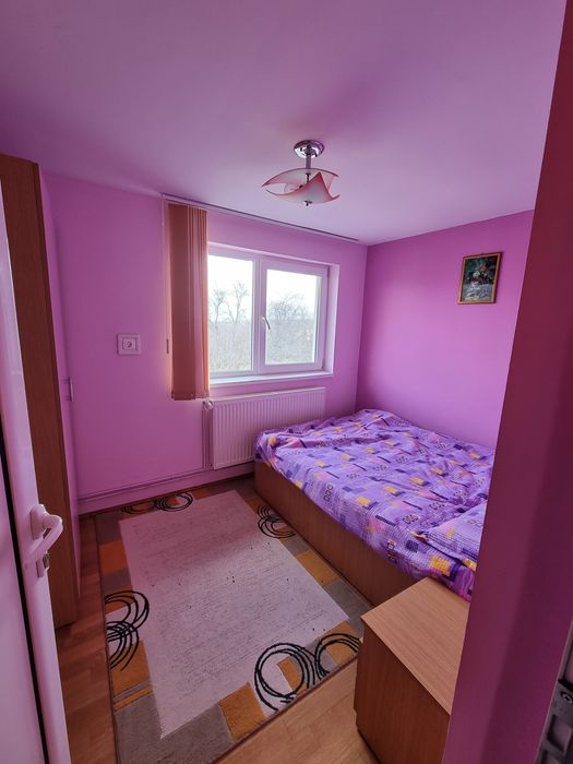 Inchiriat casa Rasca