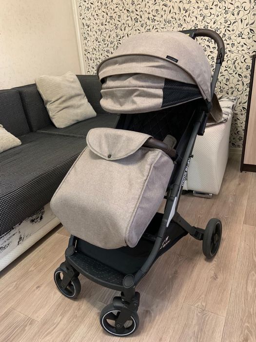 Детская коляска в отличном состоянии