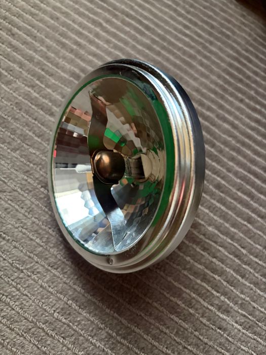 30+ Халогенни крушки OSRAM AR111, 12V, 50W, 24, заедно с адаптори, символична цена от 1 евро на брой