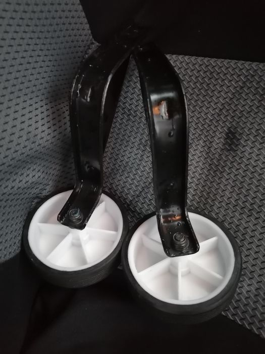 Чисто нови спомагателни колелца за децко колело