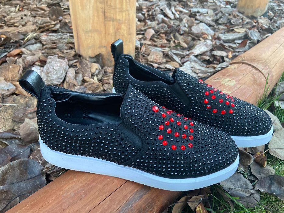 Яке с гъши пух Karl Lagerfeld (S) и сникърси Juicy Couture (38 размер)