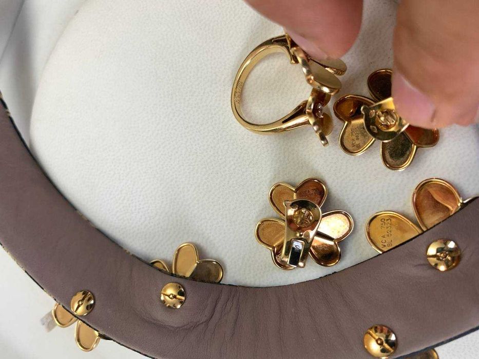Van Cleef & Arpels комплект оригинал  (колье, серьги и кольцо)
