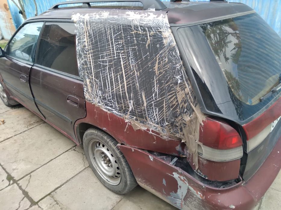 Продам субару легаси 1996г