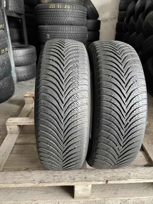 2 anvelope de iarna 205/60/15 Michelin!